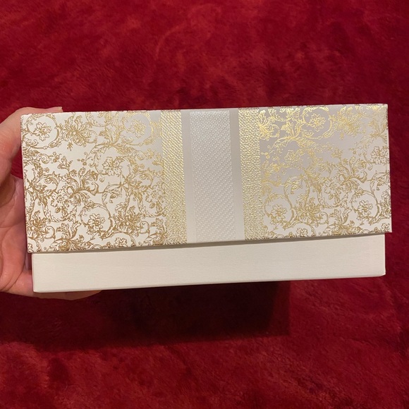 Dior Gift Box with Slip Envelope - Picture 3 of 5